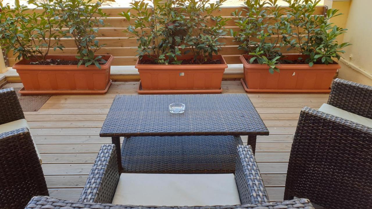 Helen Apartments & Studios Agios Stefanos Avliotes  Eksteriør bilde