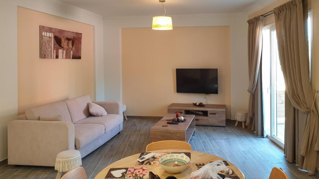 Helen Apartments & Studios Agios Stefanos Avliotes  Eksteriør bilde